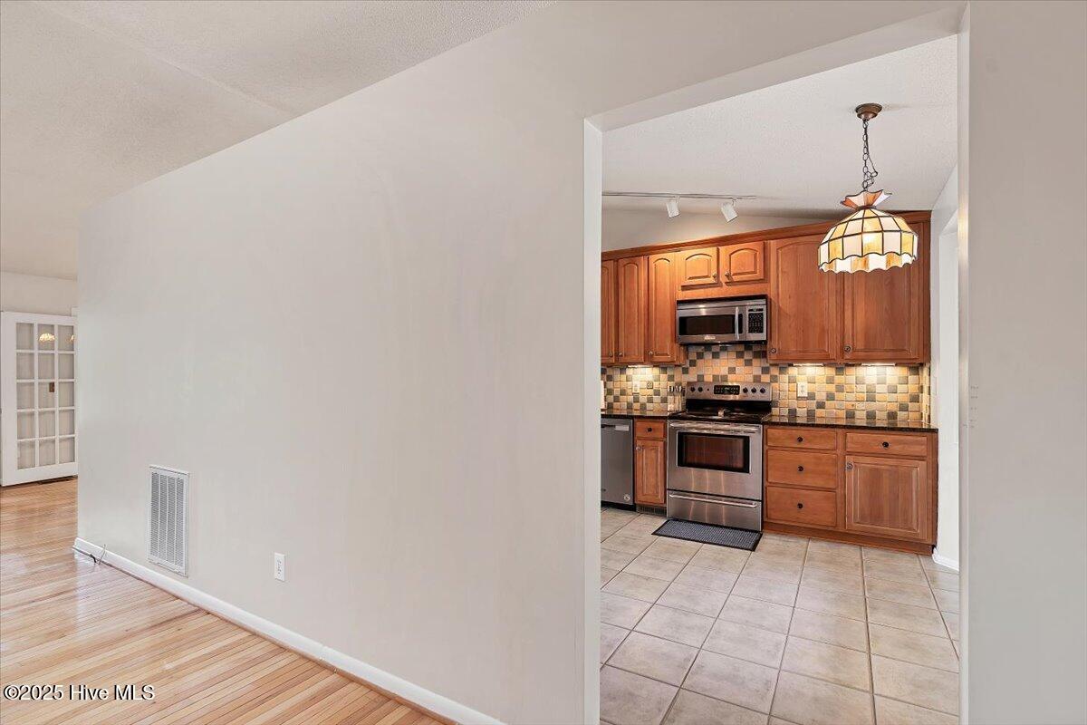 120 Shagbark Road