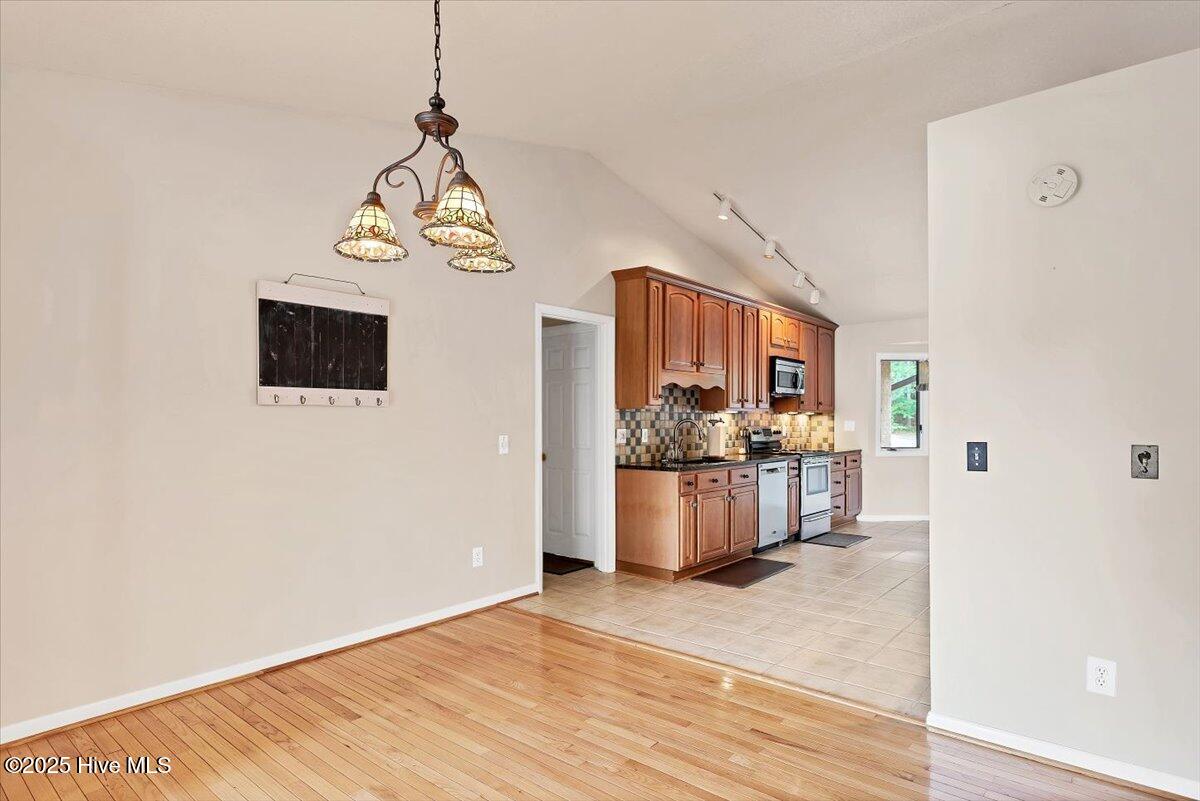 120 Shagbark Road