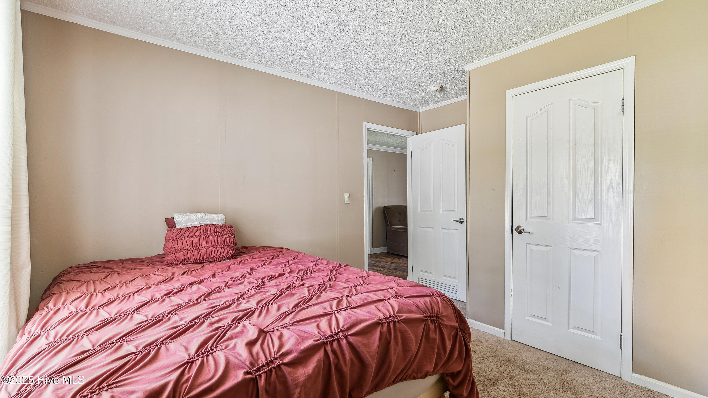 1444 Ring Road