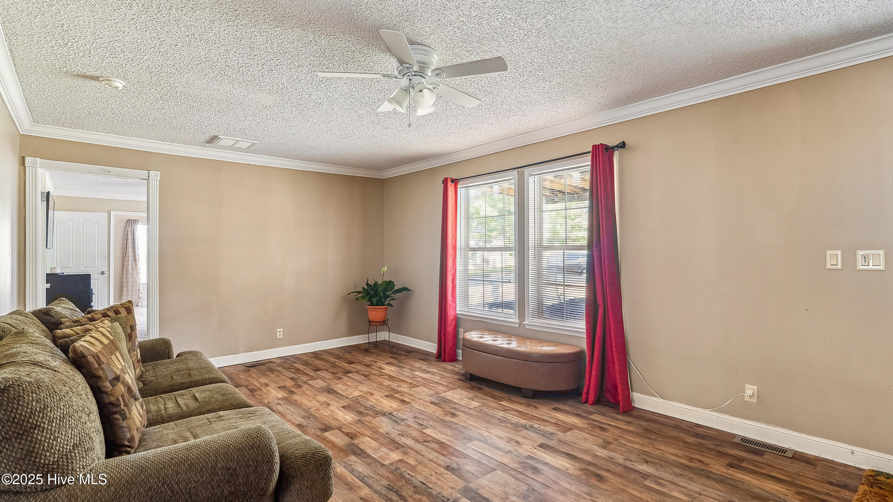 1444 Ring Road