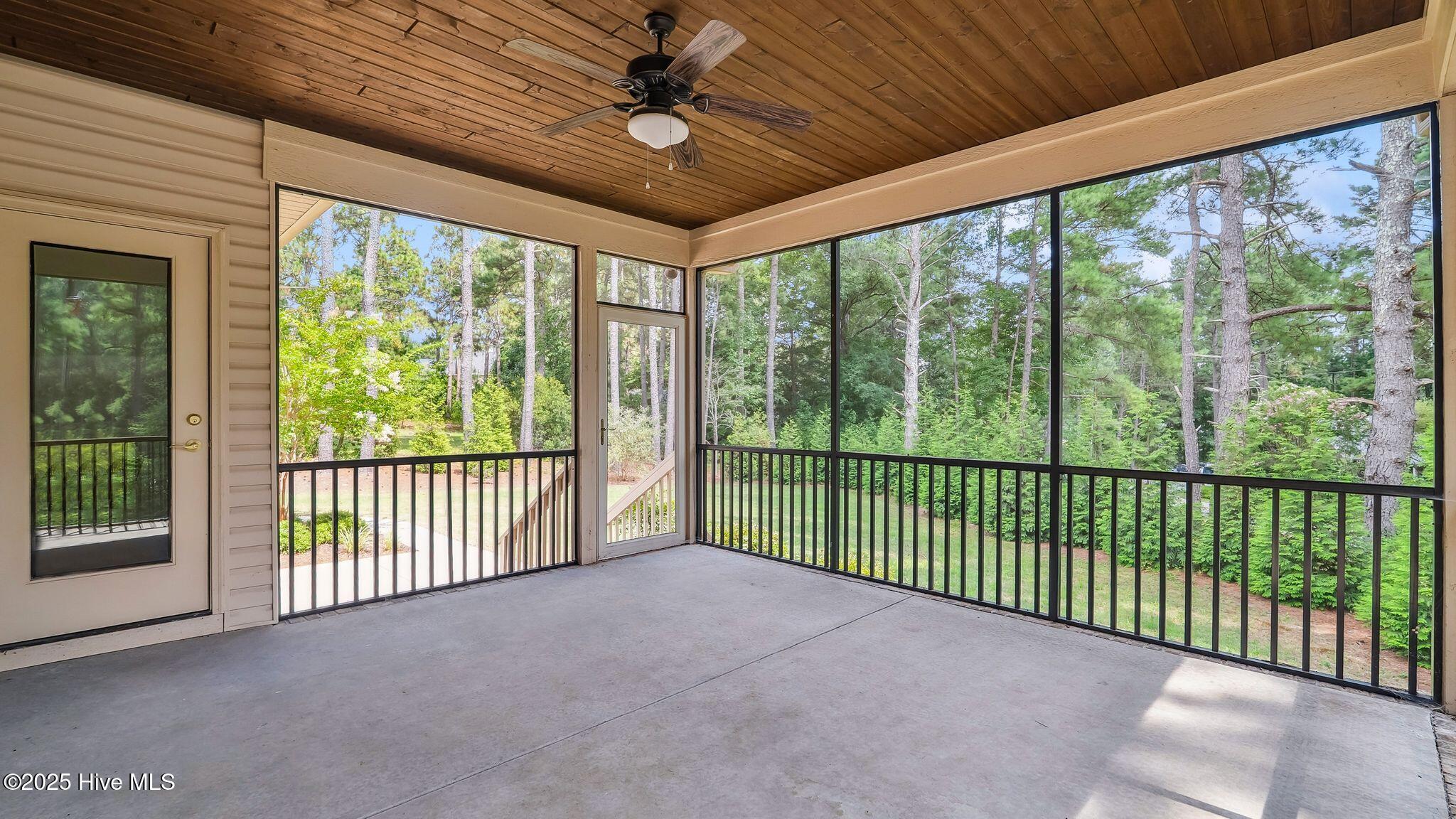 4 Winding Trail