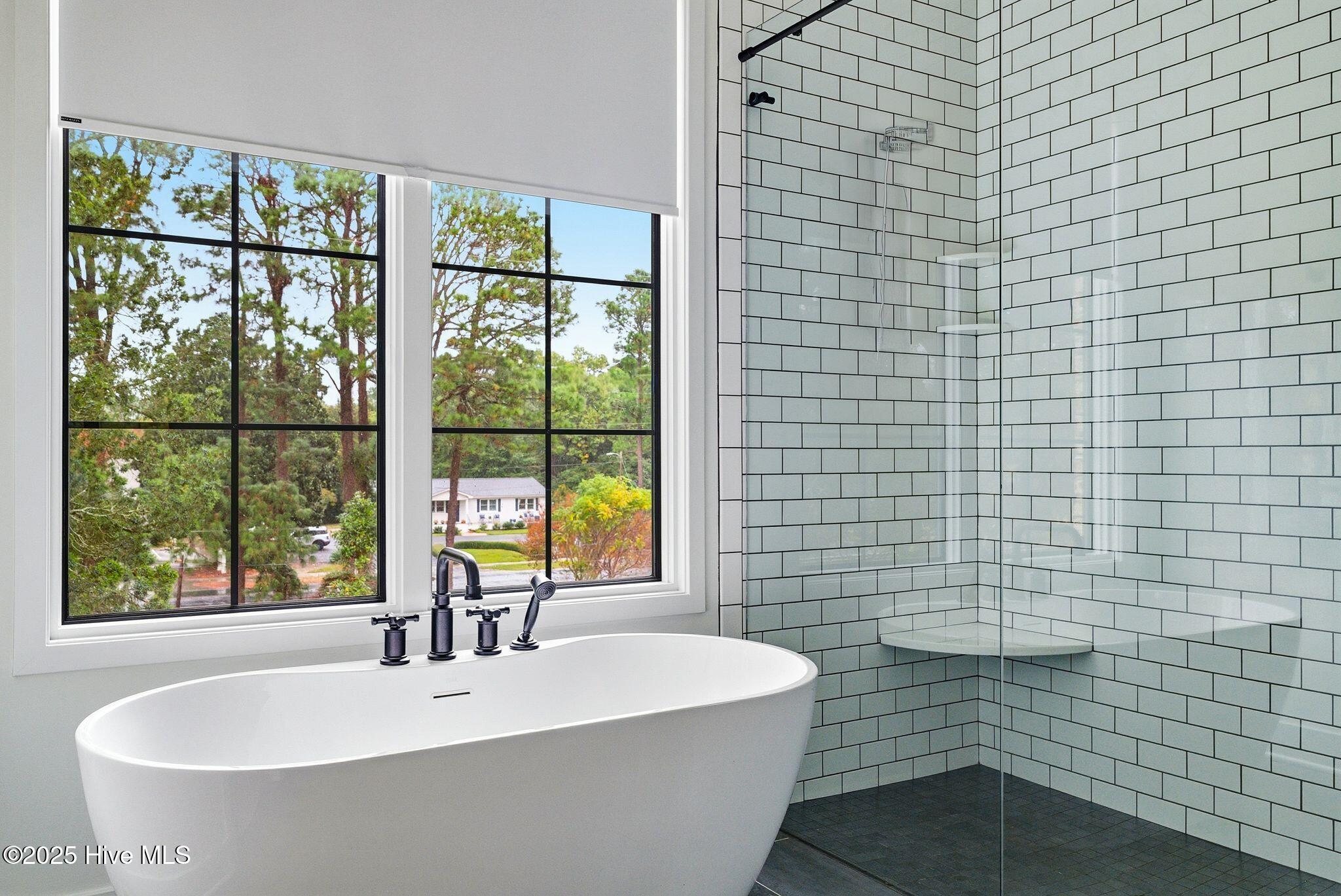 555 NE Broad Street, Southern Pines