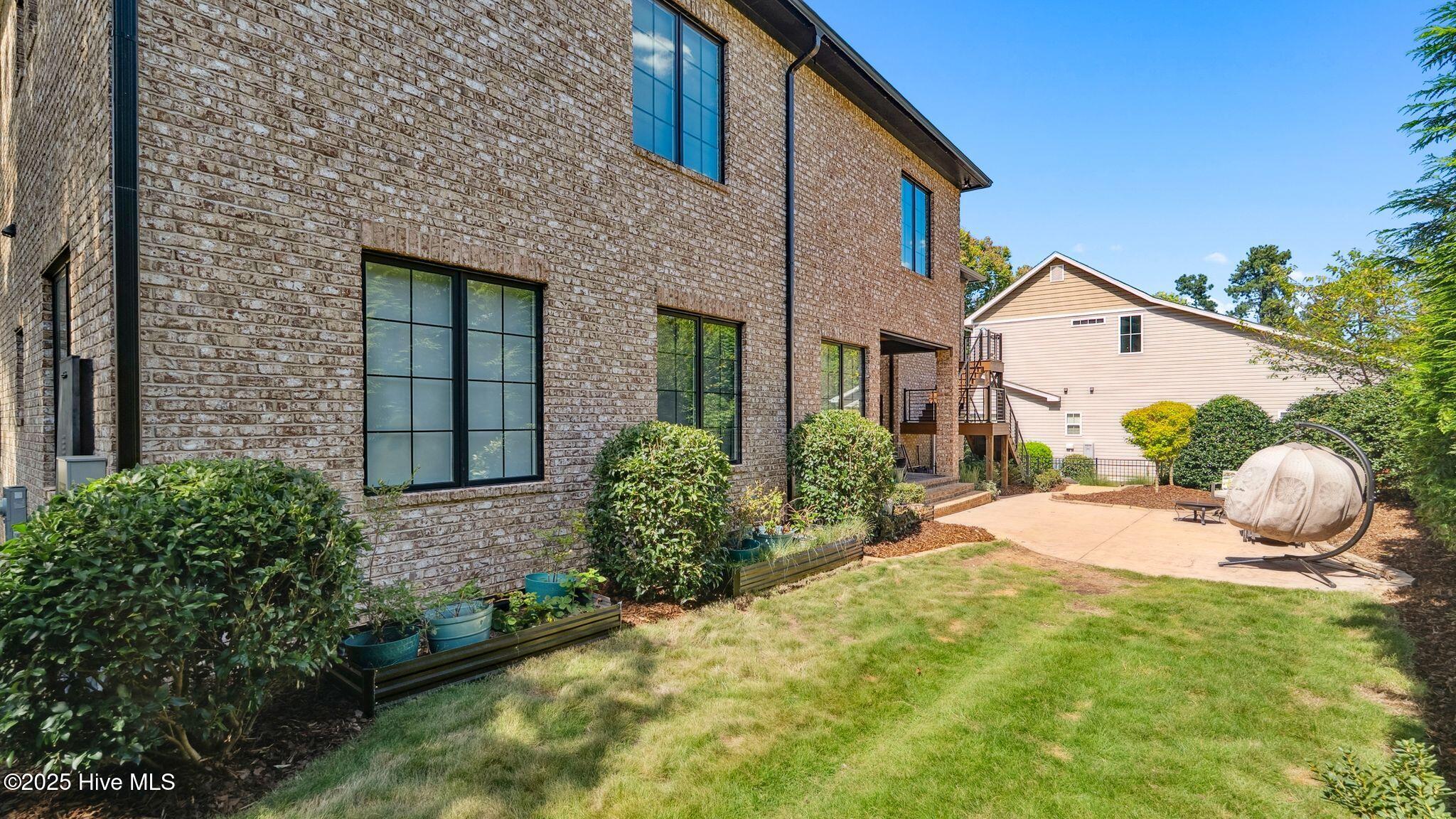 555 NE Broad Street, Southern Pines