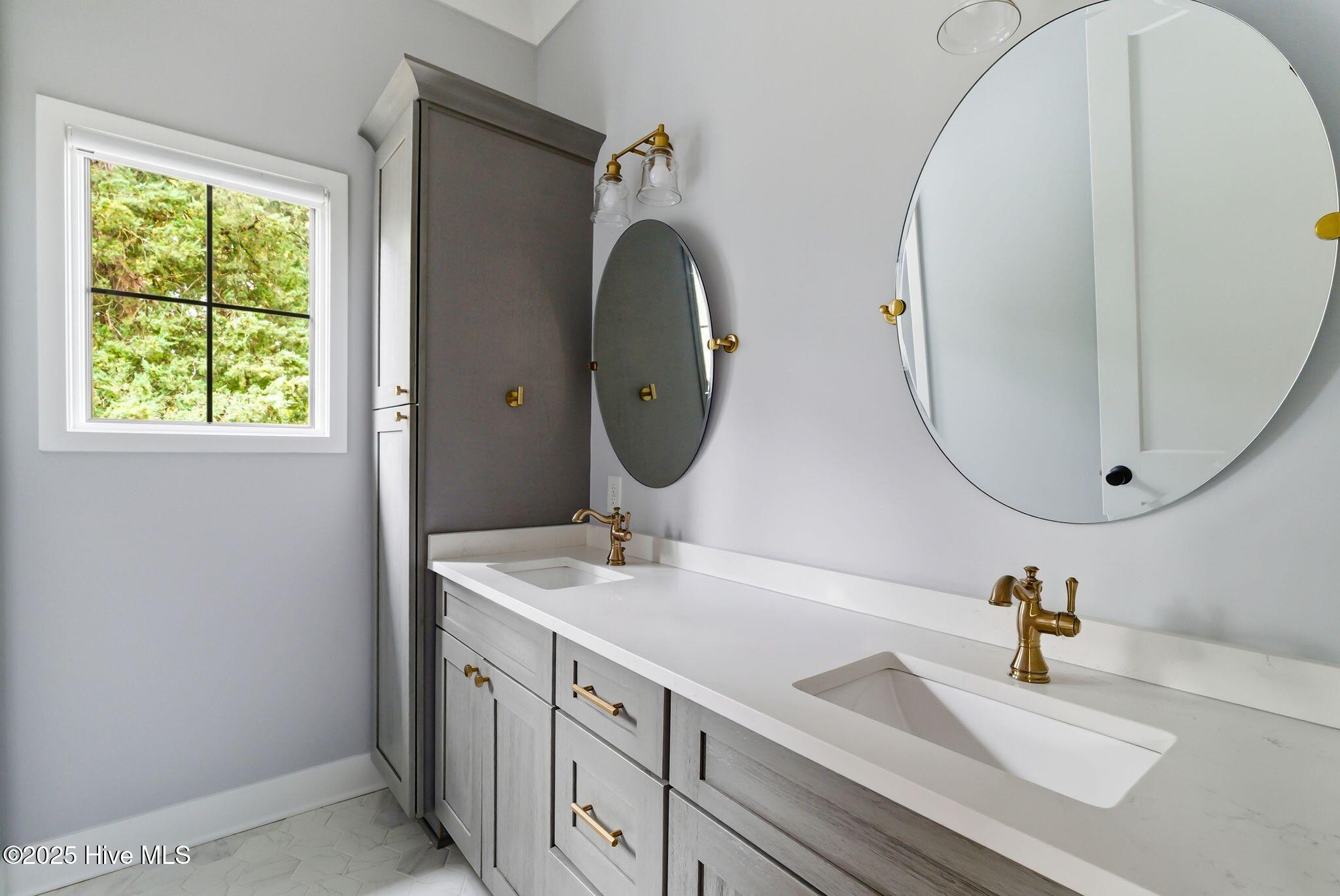 555 NE Broad Street, Southern Pines