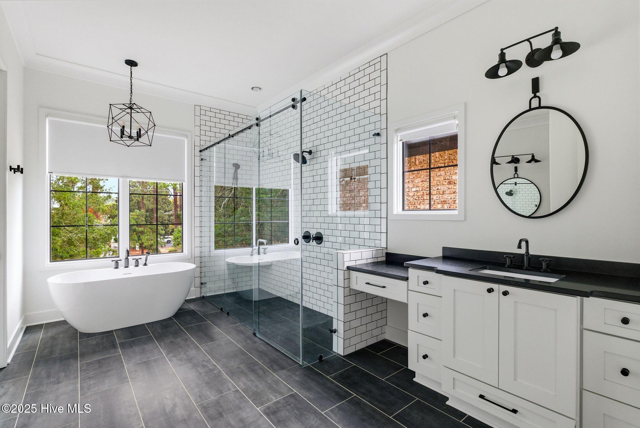 555 NE Broad Street, Southern Pines