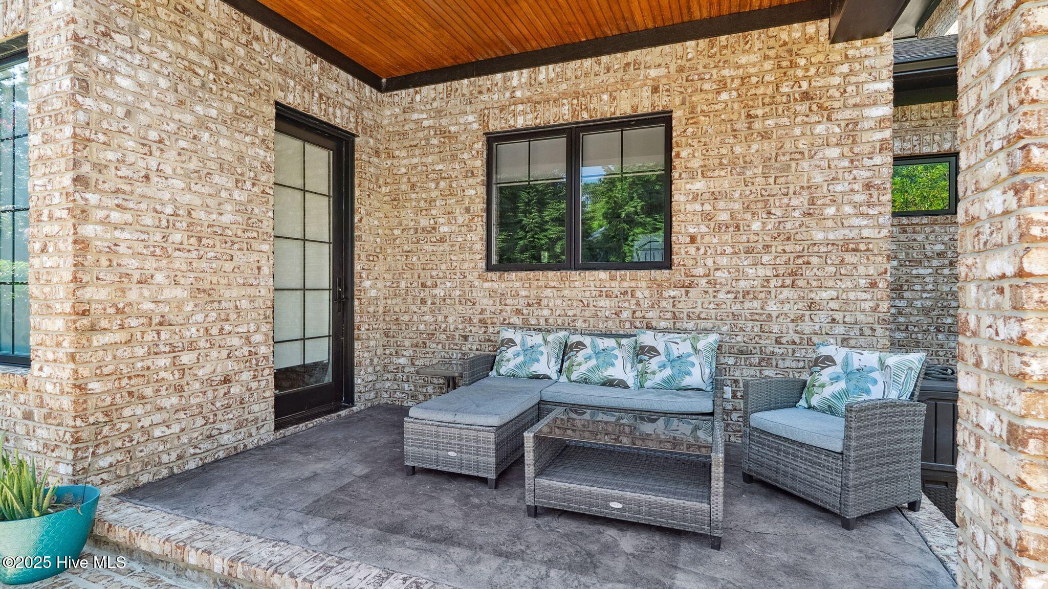 555 NE Broad Street, Southern Pines