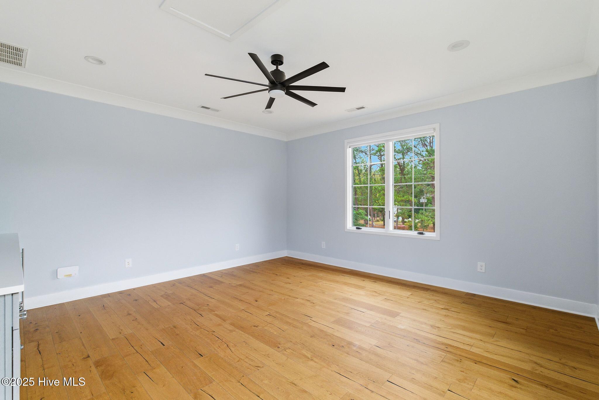 555 NE Broad Street, Southern Pines