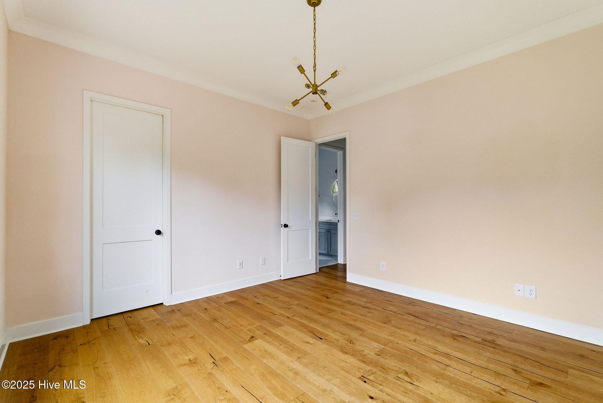 555 NE Broad Street, Southern Pines