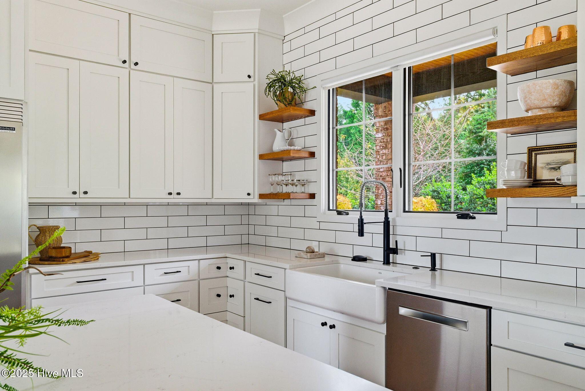 555 NE Broad Street, Southern Pines