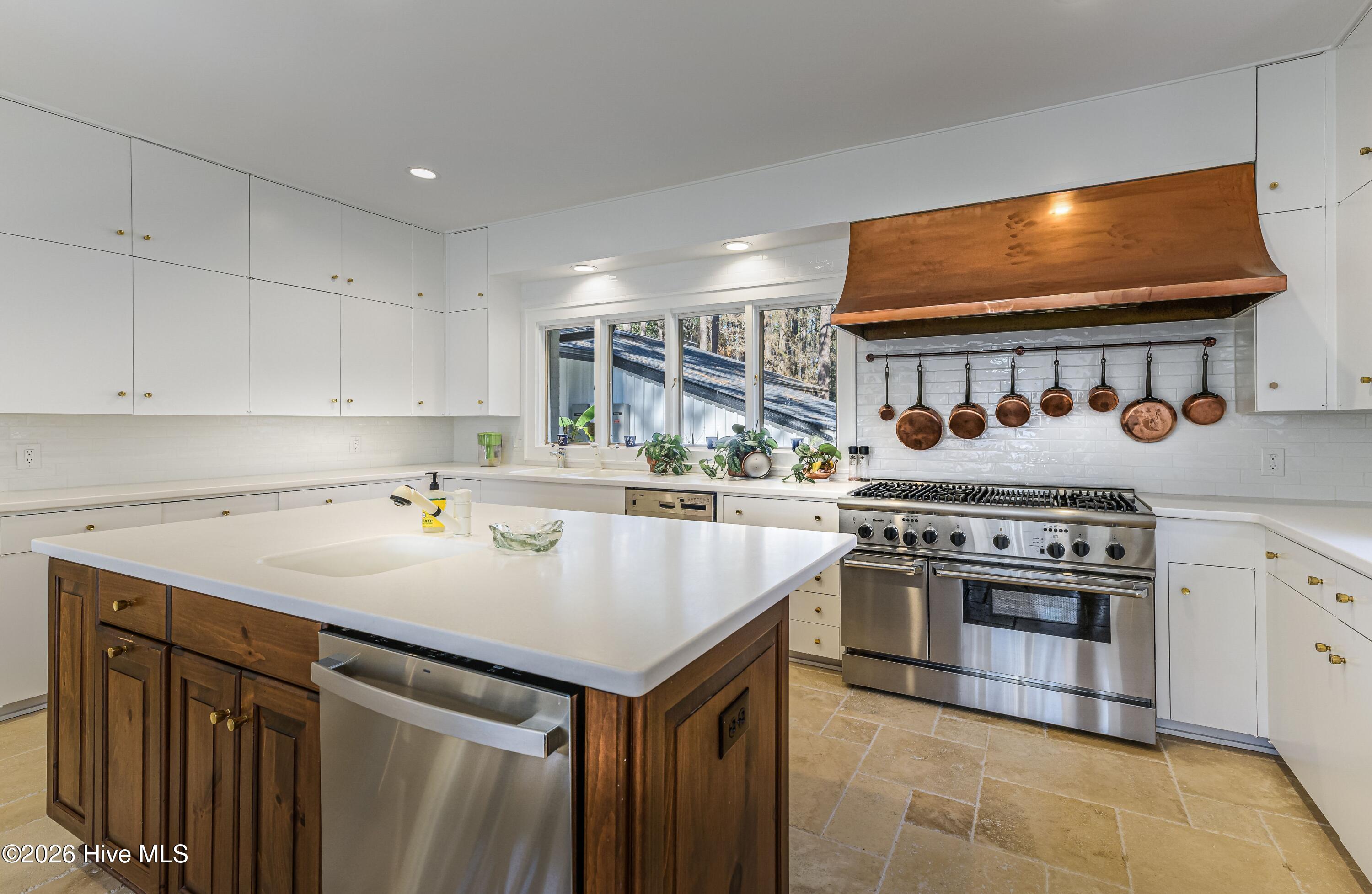 177 Cross Country Lane
