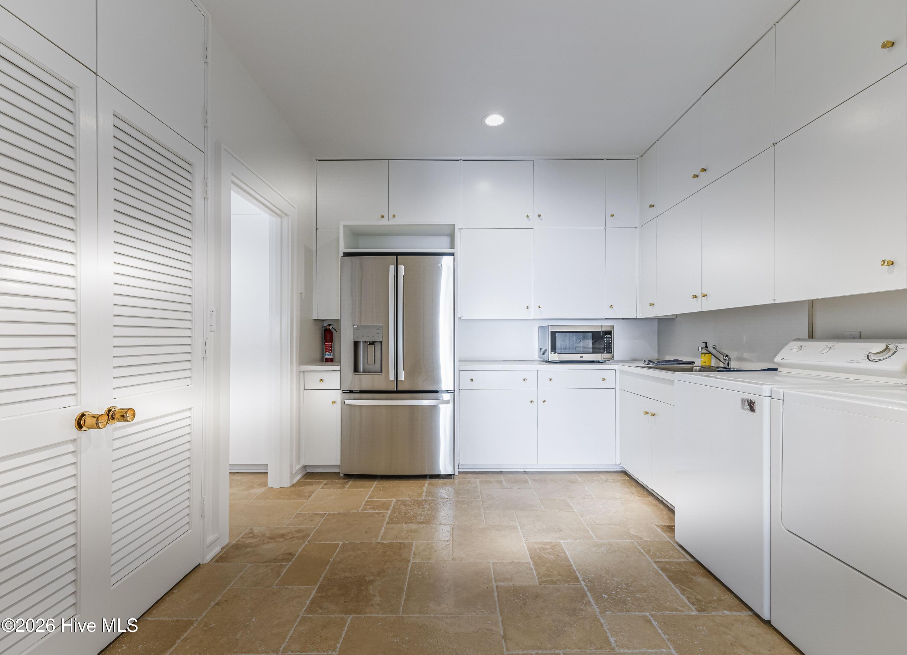 177 Cross Country Lane