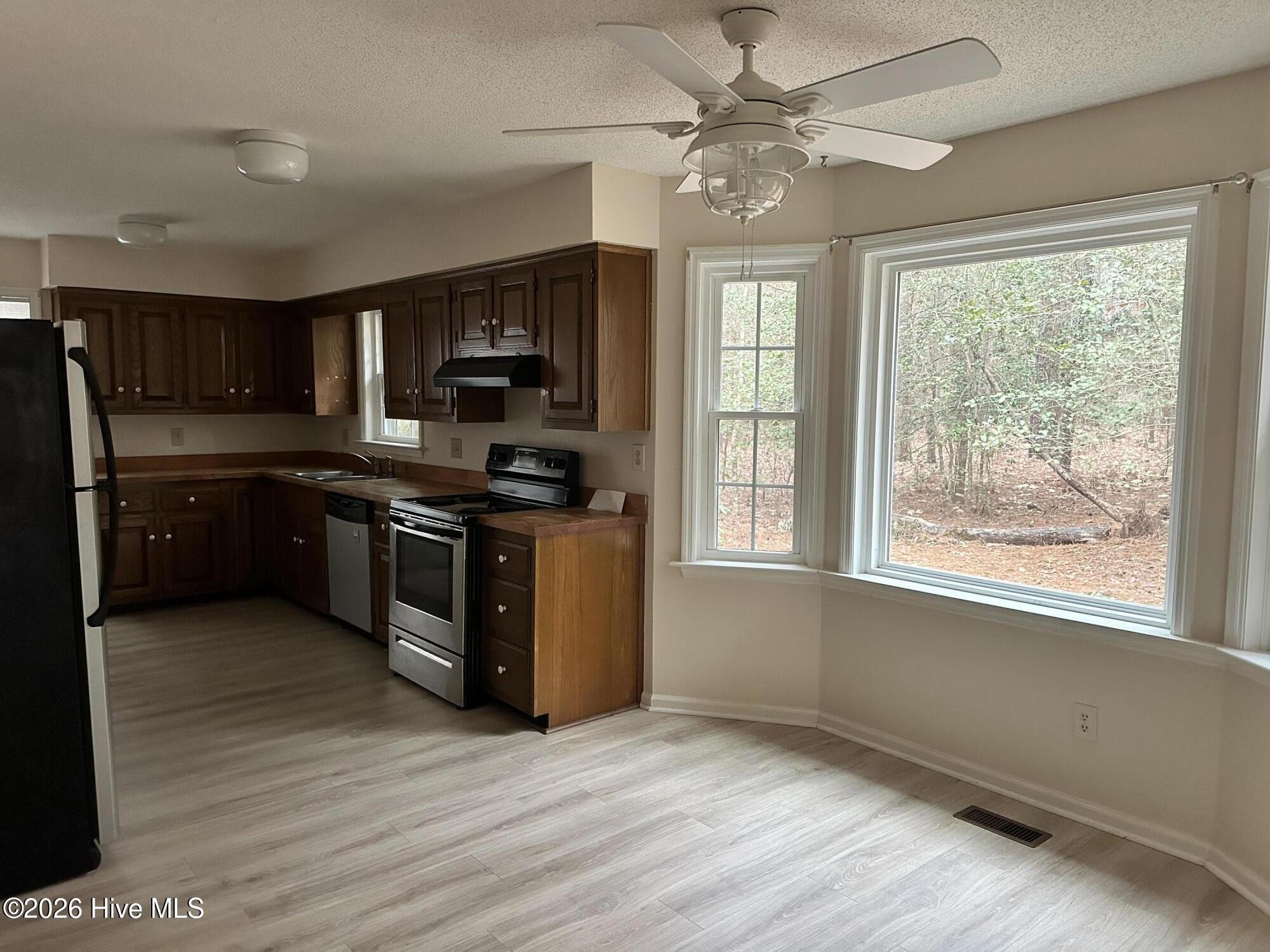 1624 E Indiana Avenue Apt 10