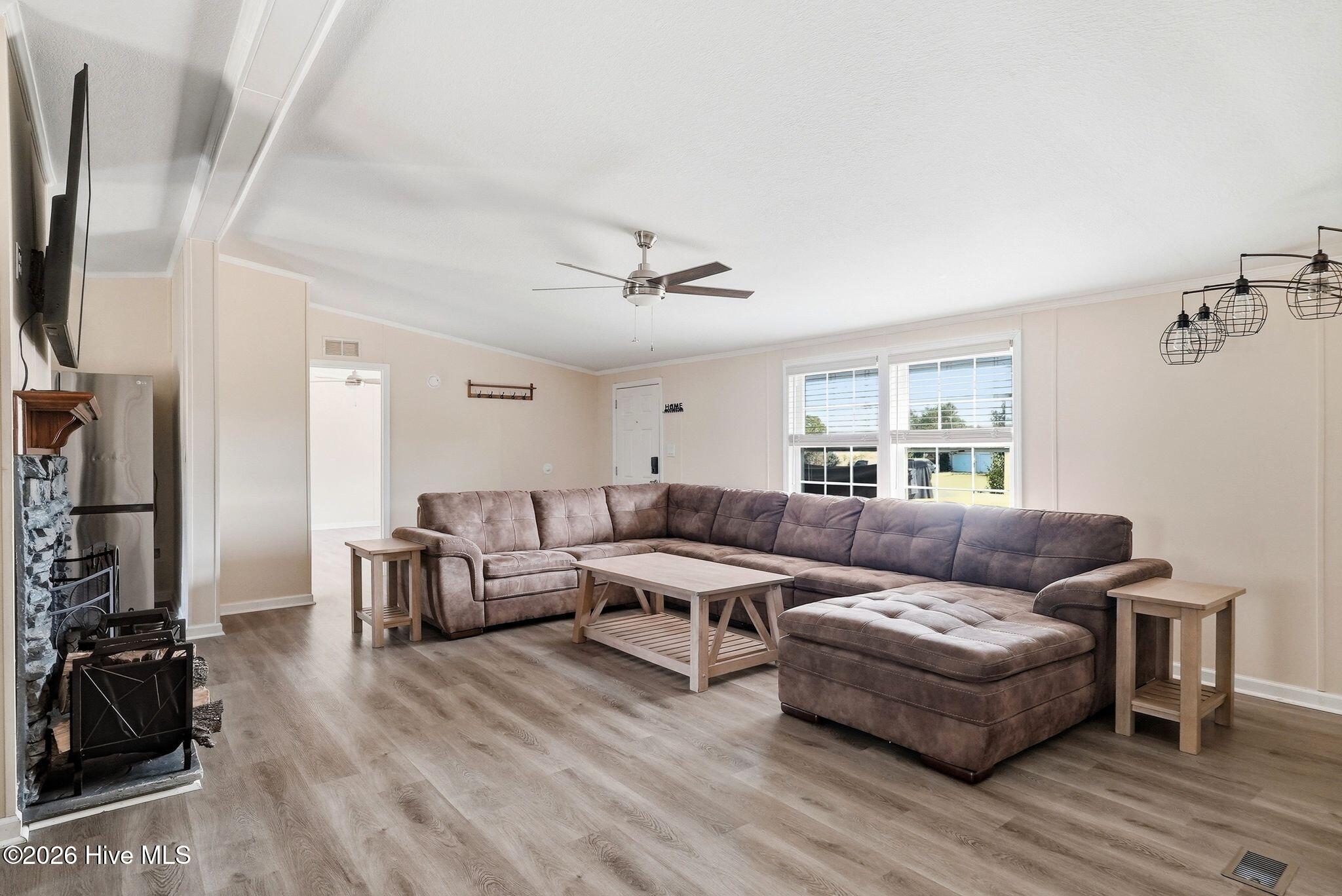 4759 Lobelia Road