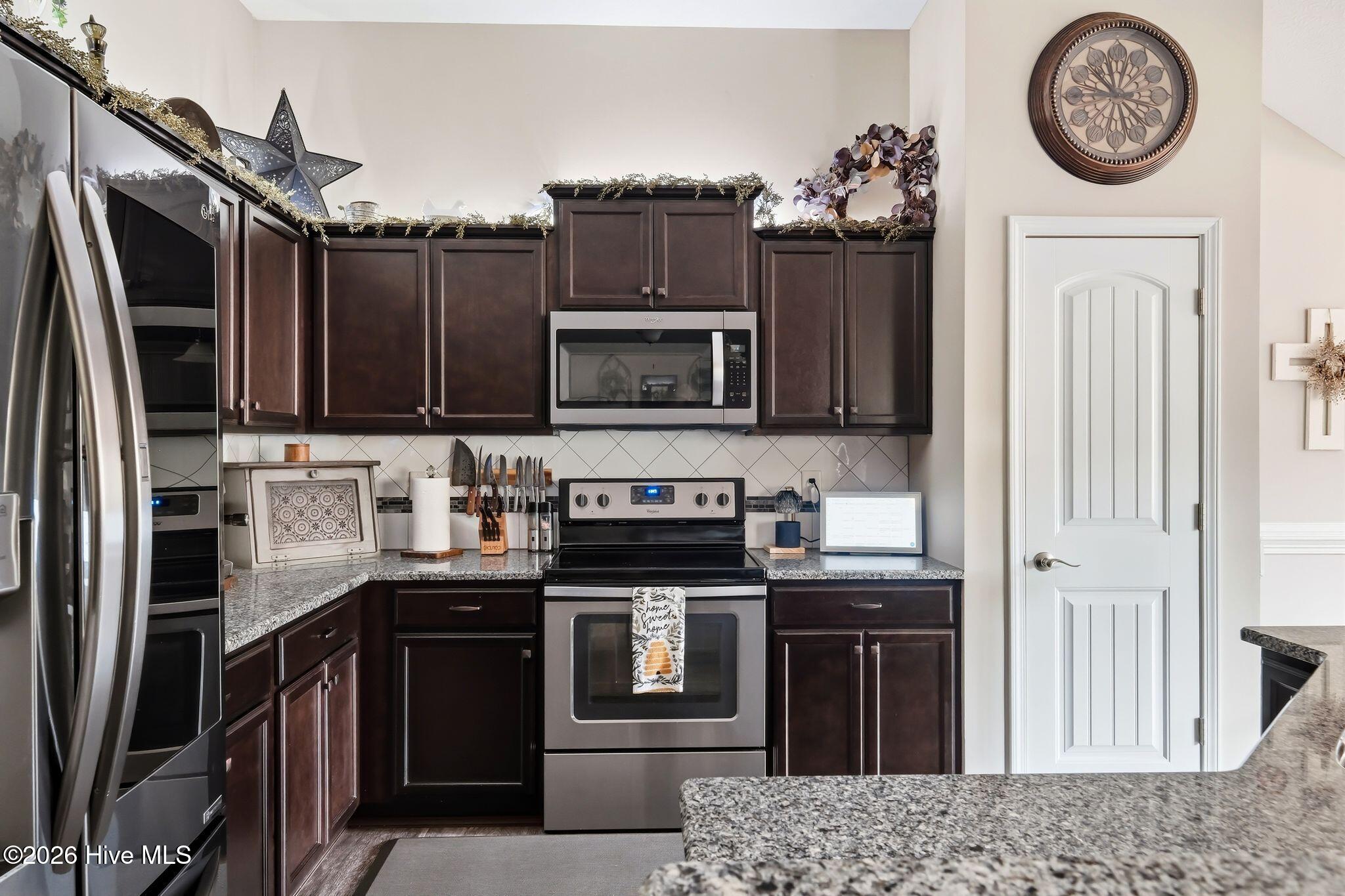 60 Sawmill Road W
