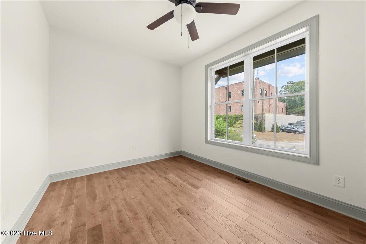160 S Leak Street