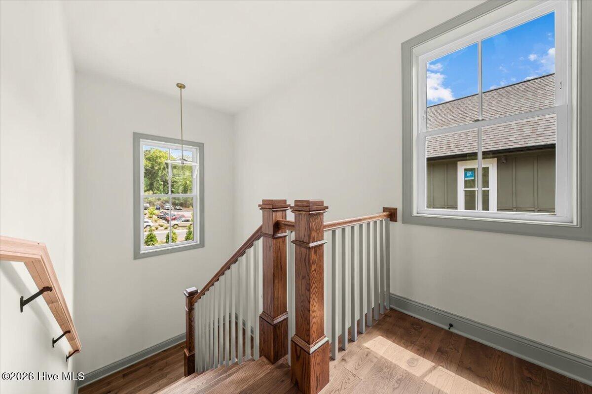 160 S Leak Street