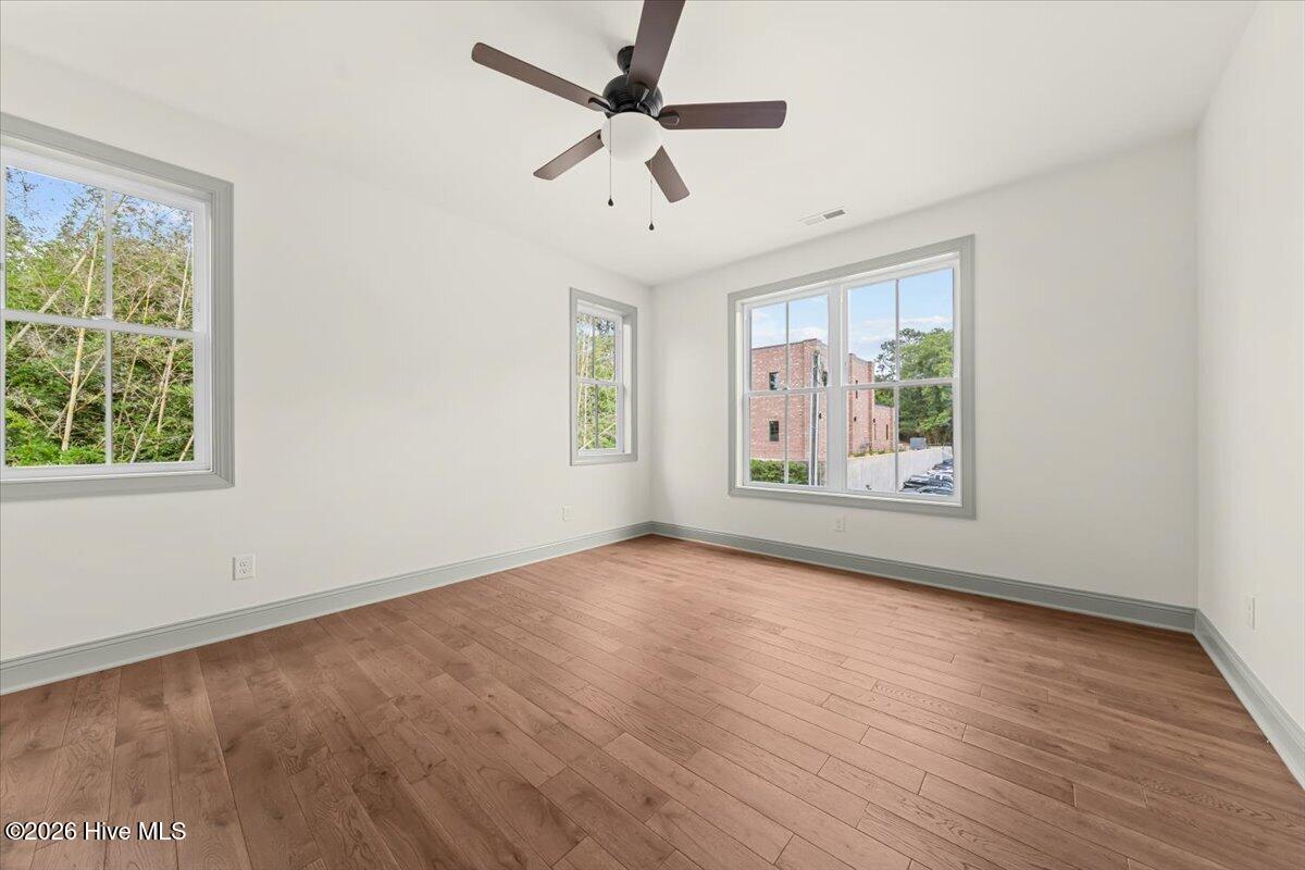 160 S Leak Street