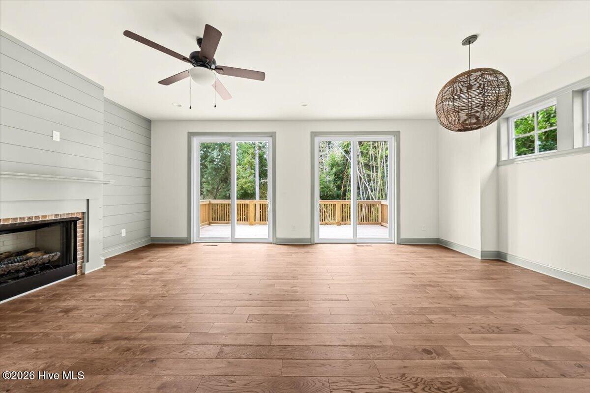 160 S Leak Street