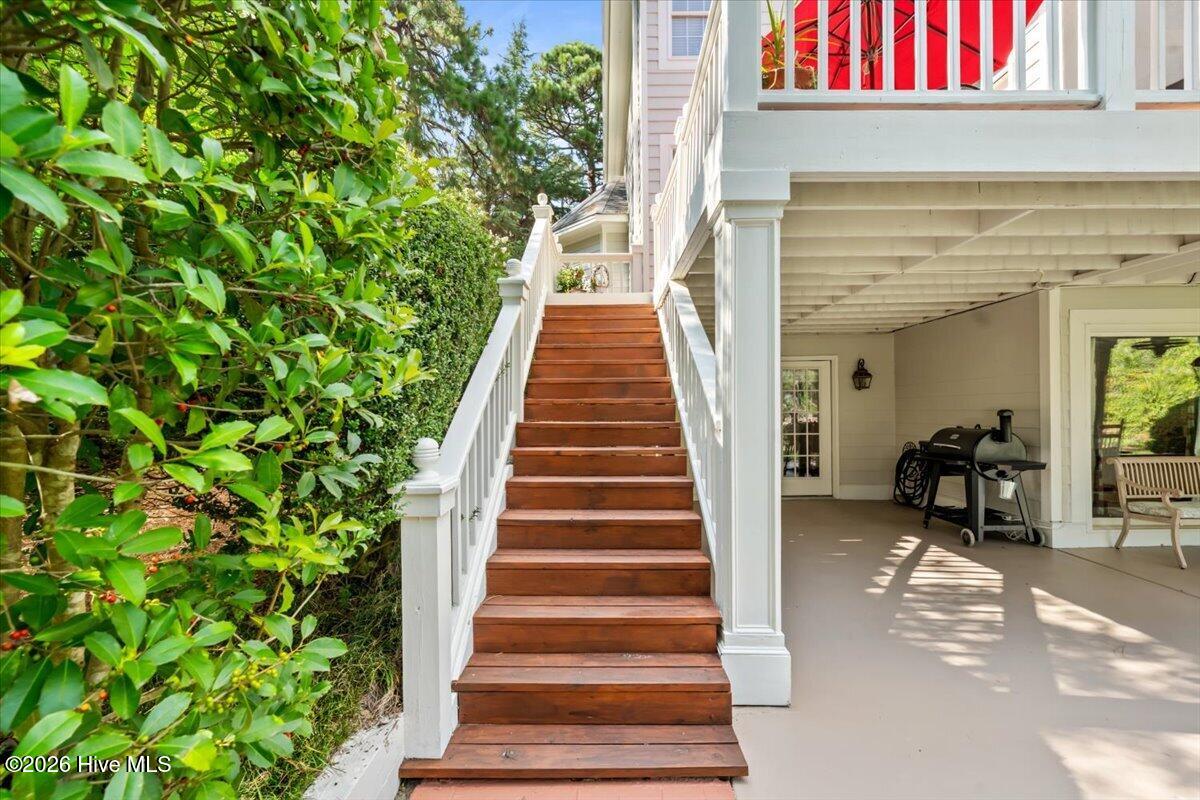 233 National Drive