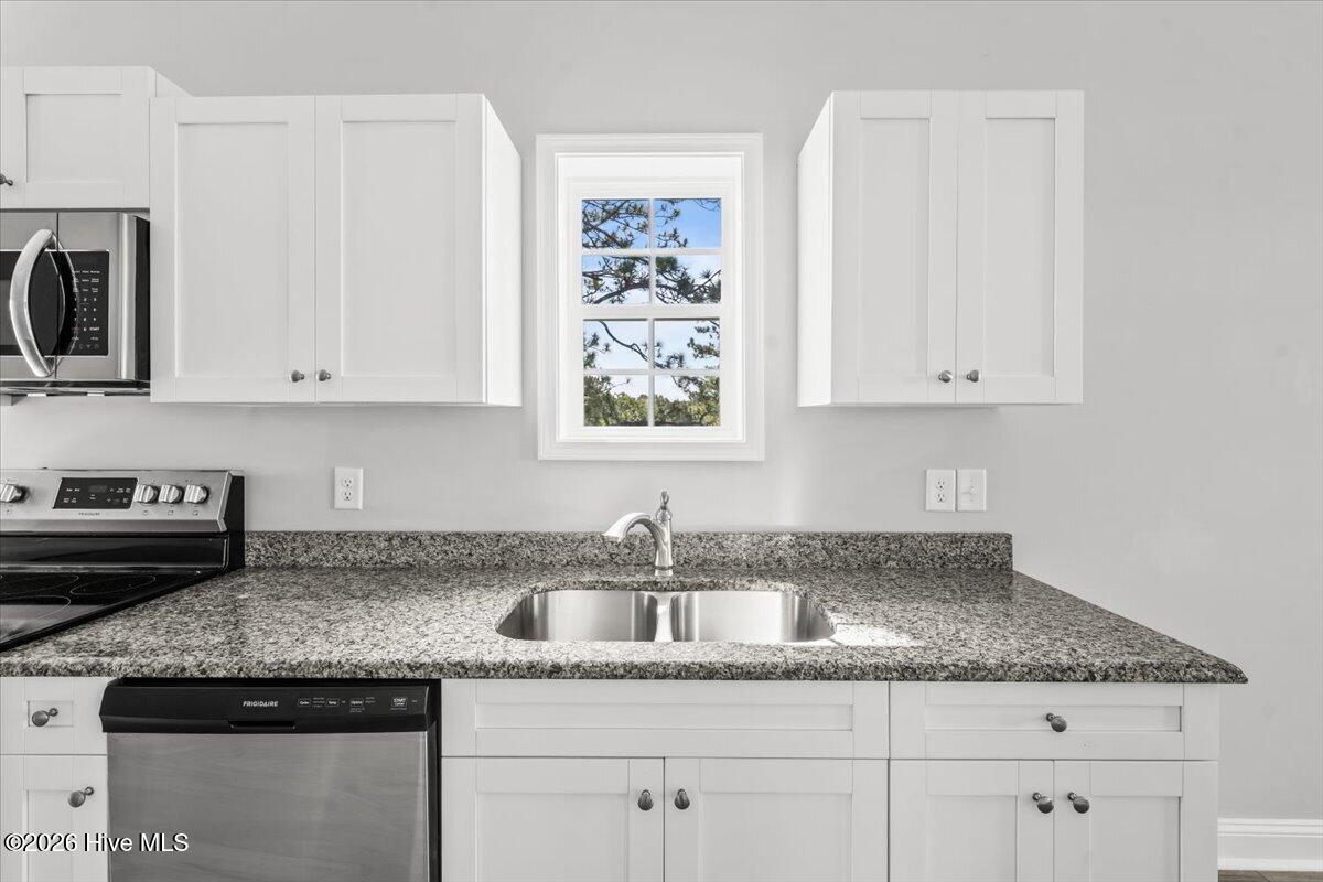 60 - 76 N Knoll Road 74