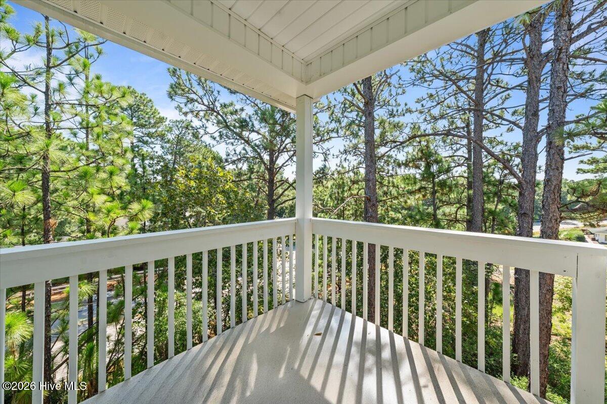 60 - 76 N Knoll Road 74