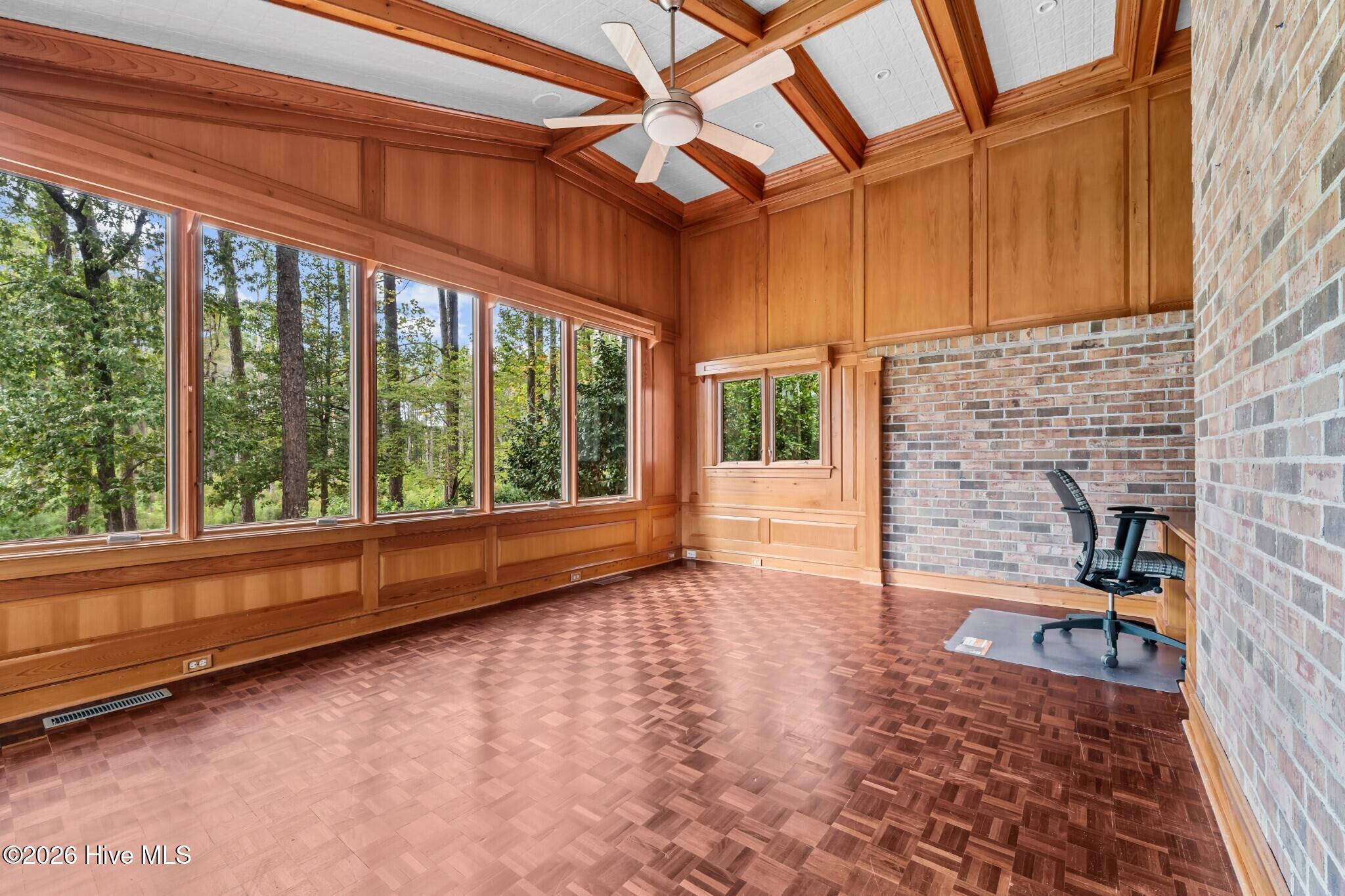 177 Cross Country Lane