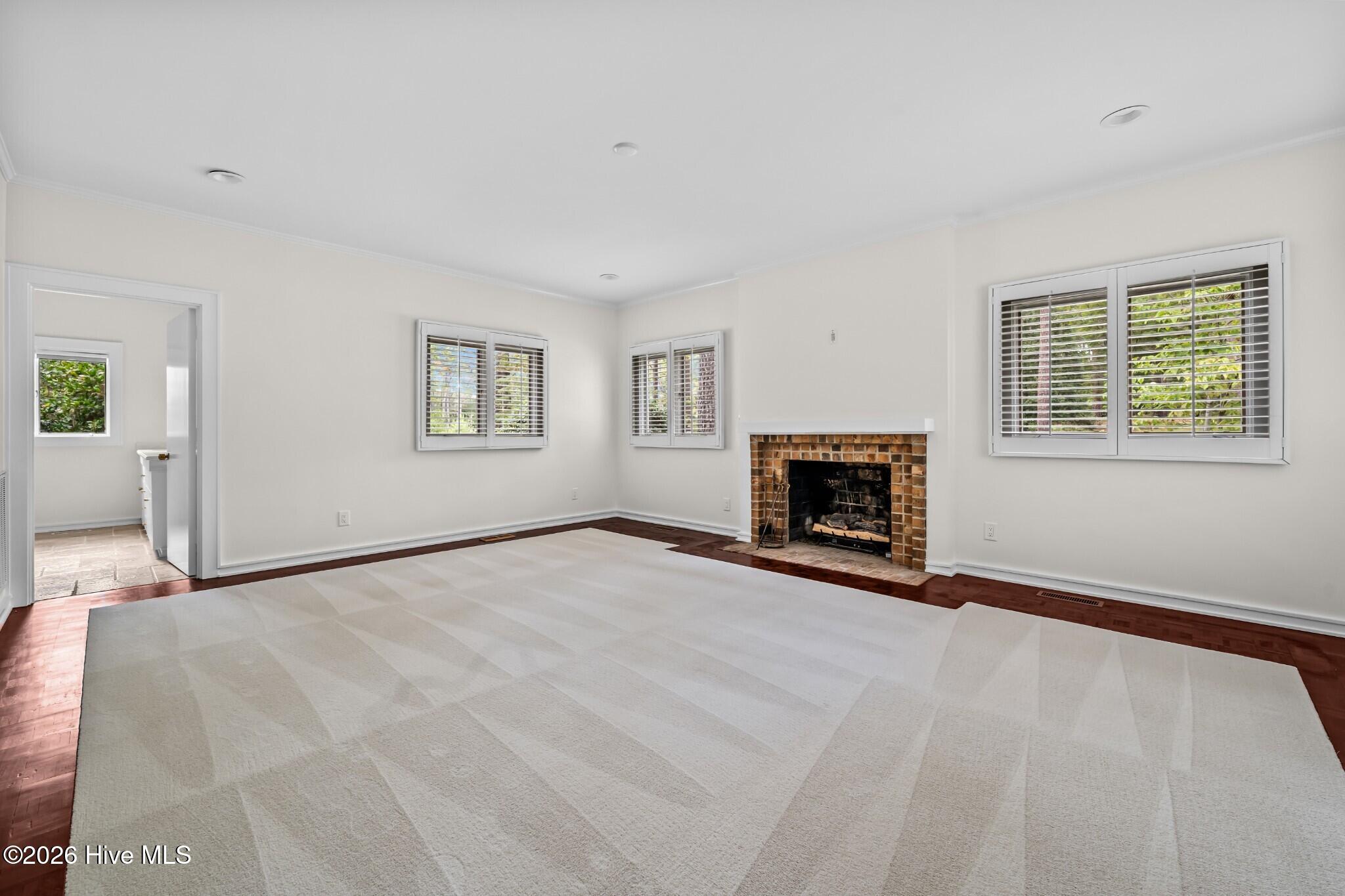 177 Cross Country Lane