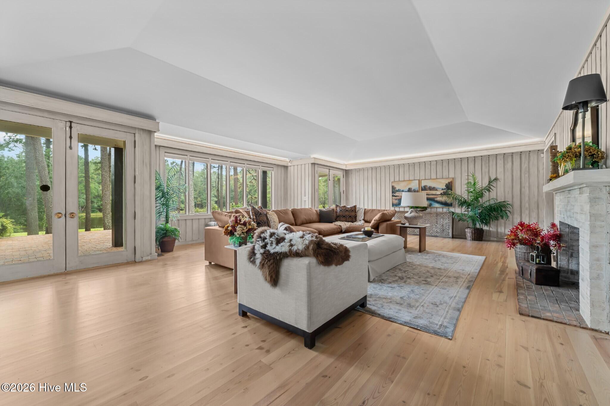 177 Cross Country Lane