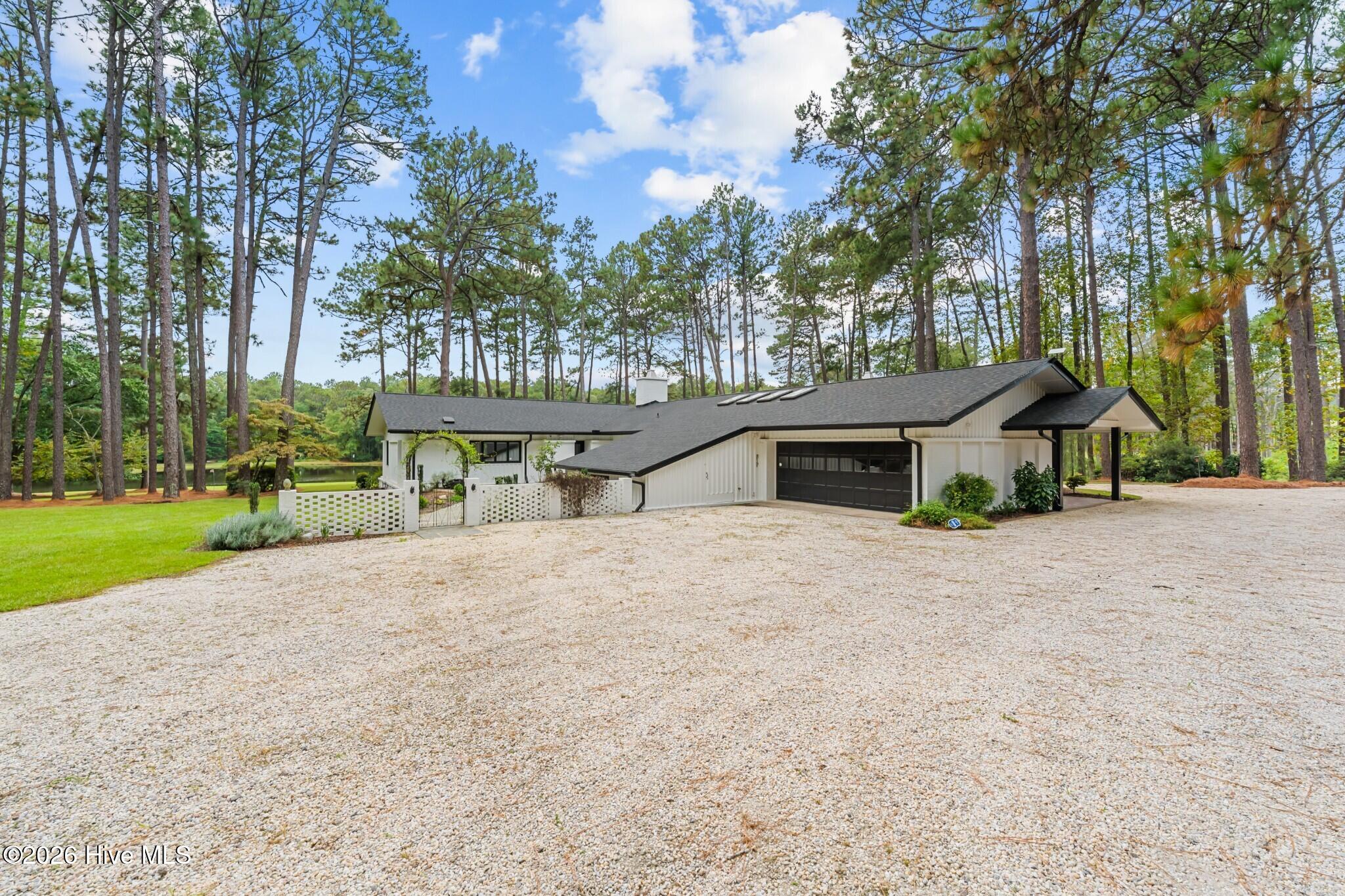 177 Cross Country Lane