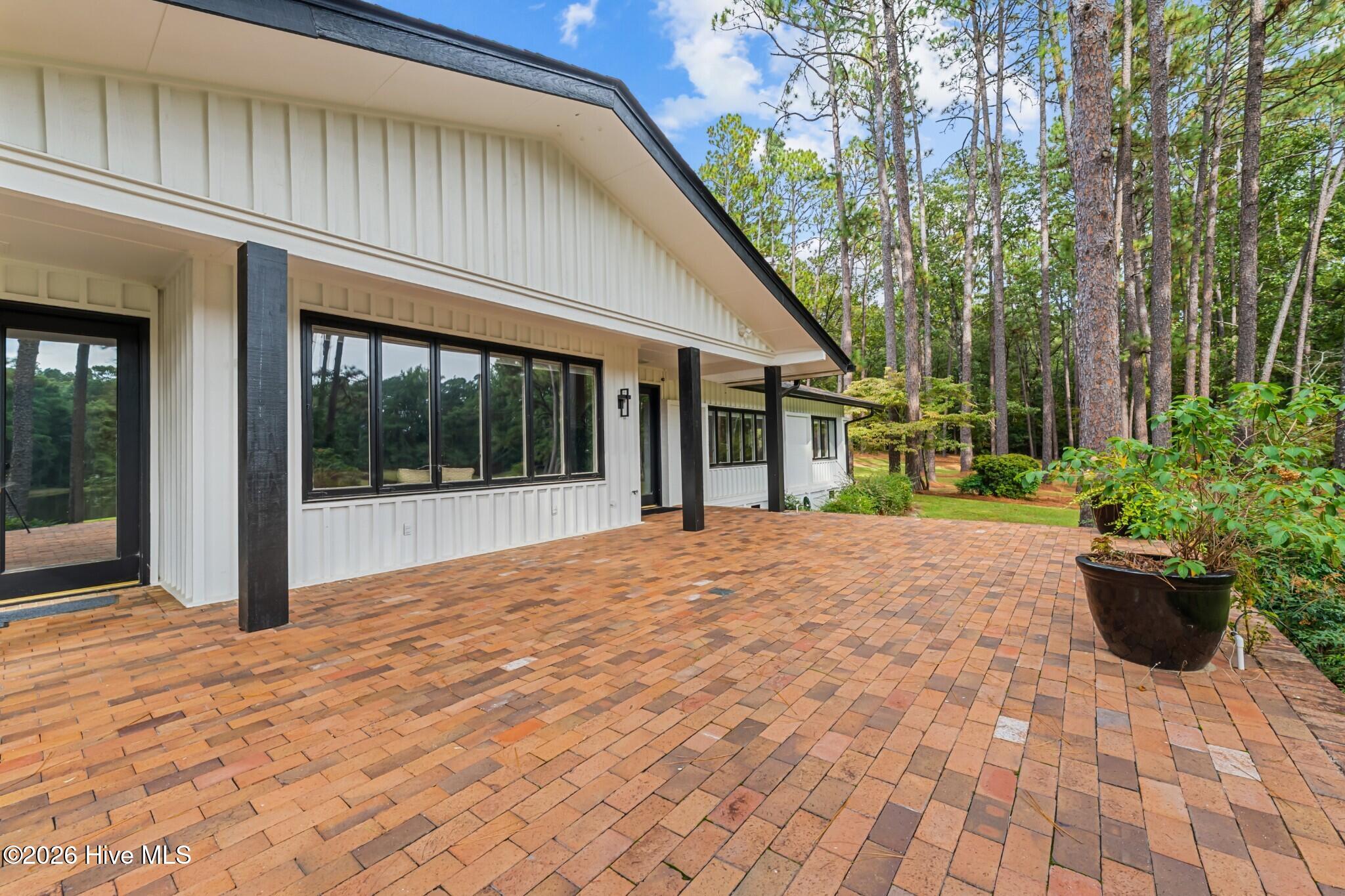 177 Cross Country Lane