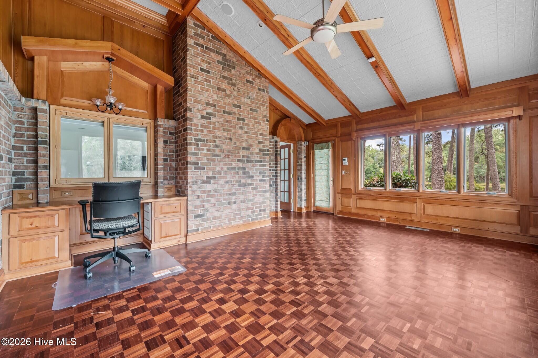 177 Cross Country Lane
