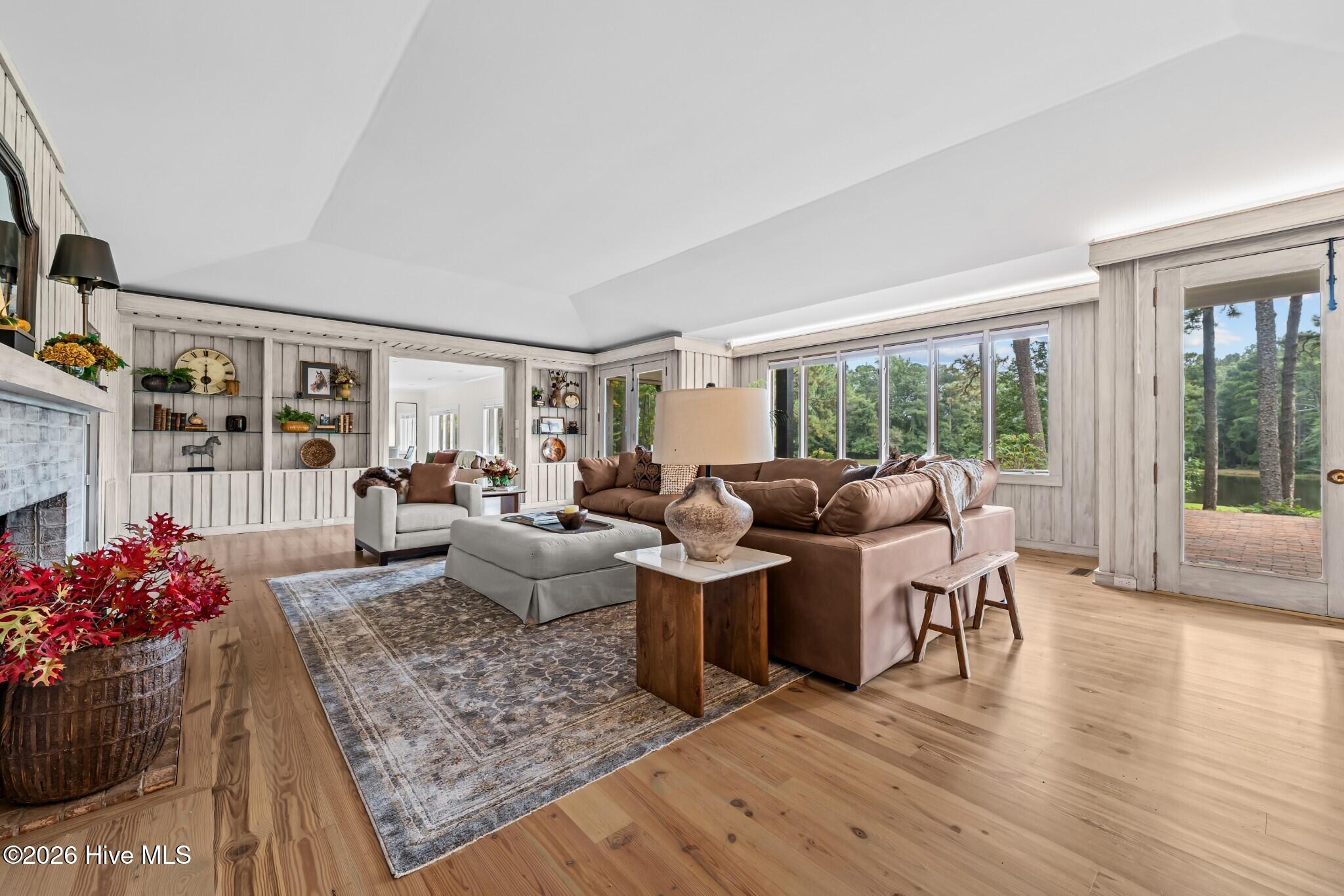 177 Cross Country Lane