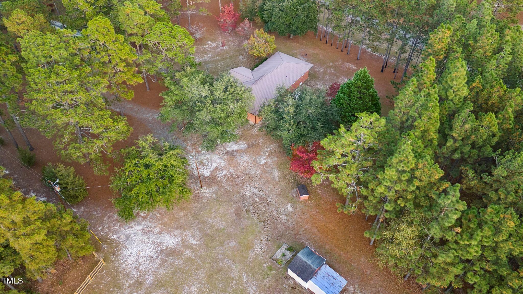 825 Quewhiffle Road