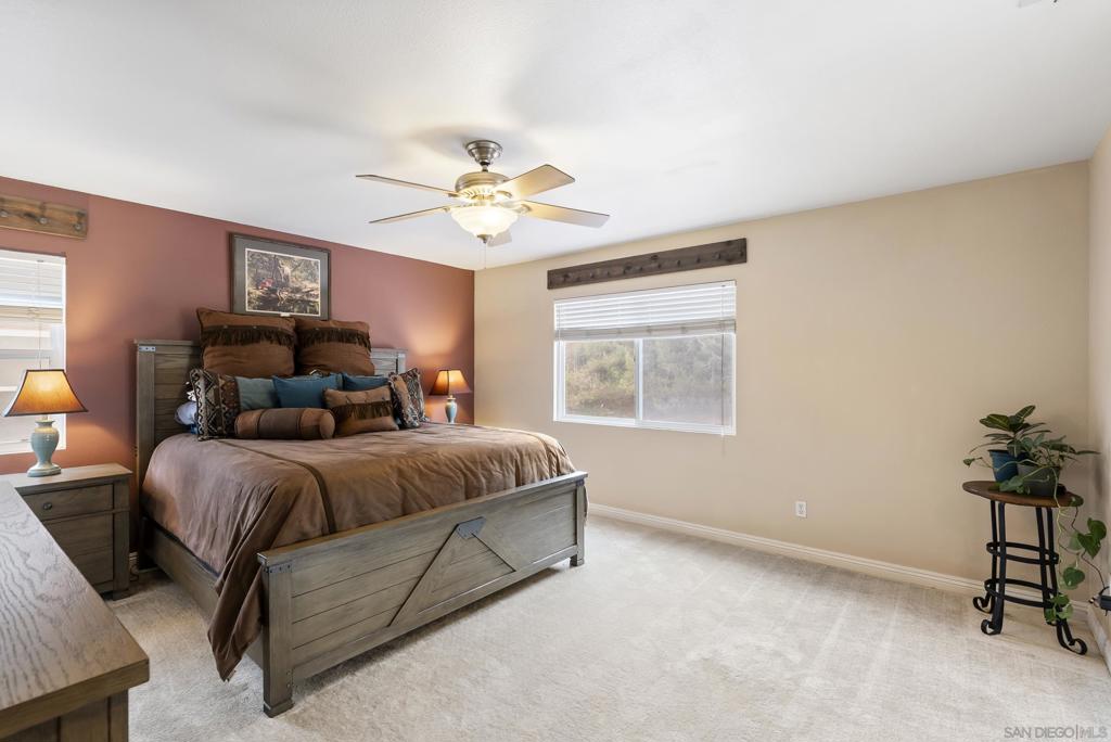 5562 Vista San Simeon