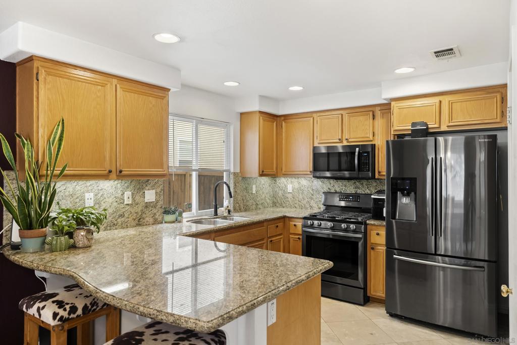 5562 Vista San Simeon