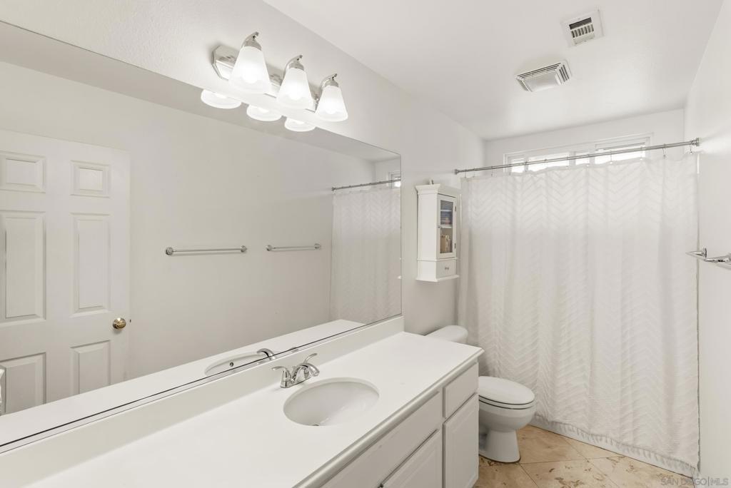 5562 Vista San Simeon