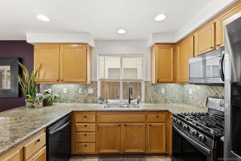 5562 Vista San Simeon