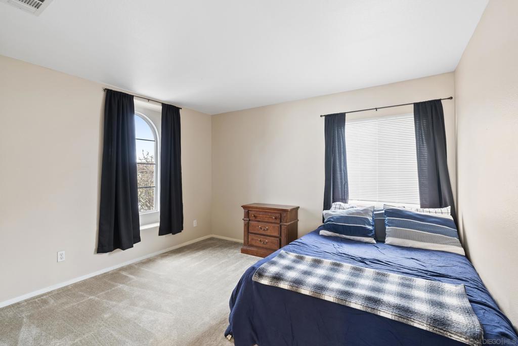 5562 Vista San Simeon