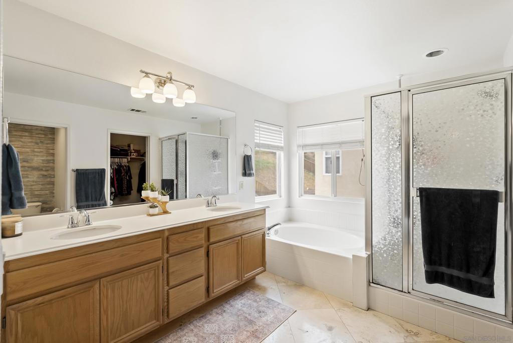 5562 Vista San Simeon