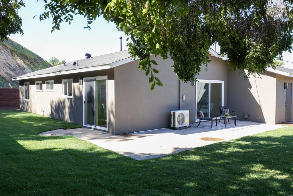 5685 Santa Margarita Street