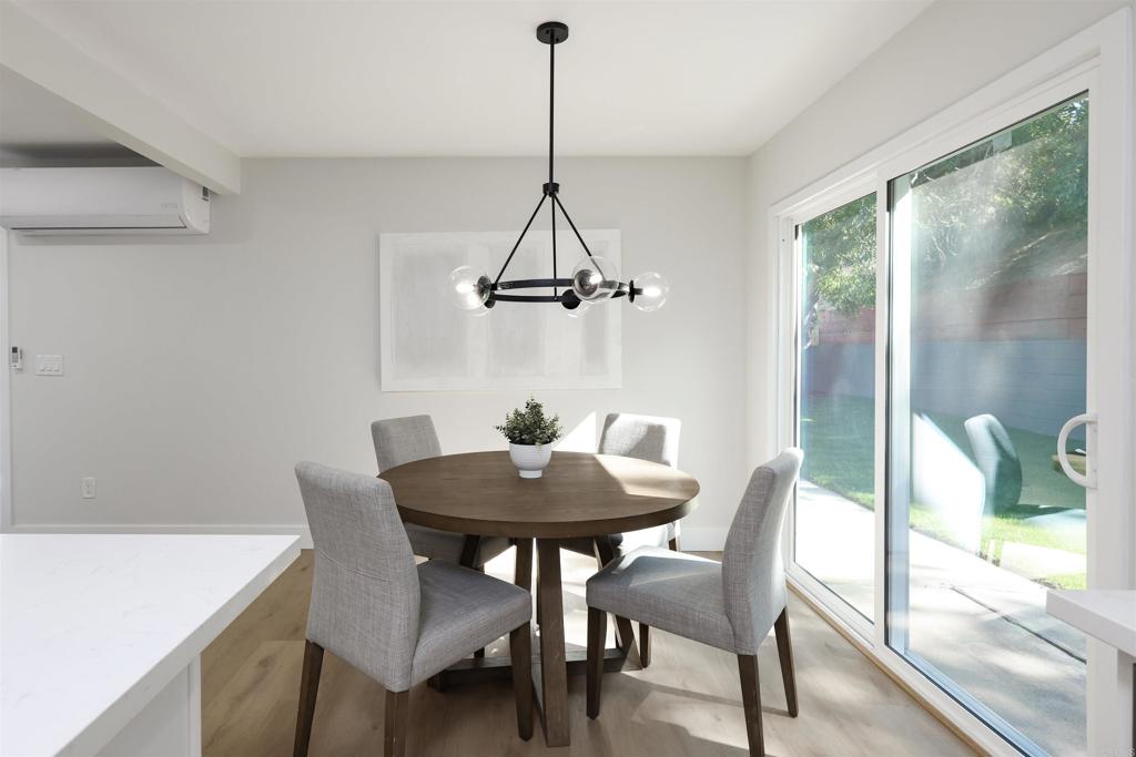 5685 Santa Margarita Street