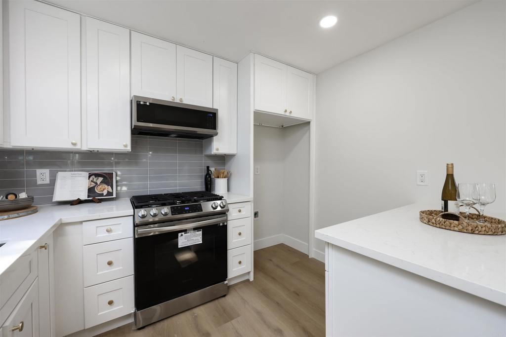 5685 Santa Margarita Street