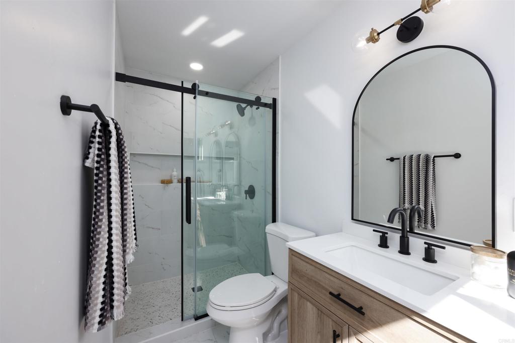 5685 Santa Margarita Street