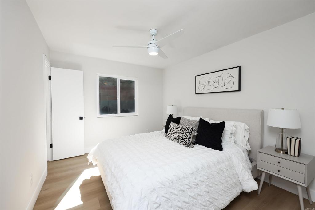 5685 Santa Margarita Street