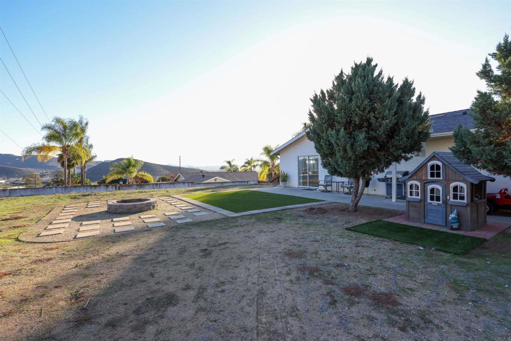 10381 Mountain View Lane