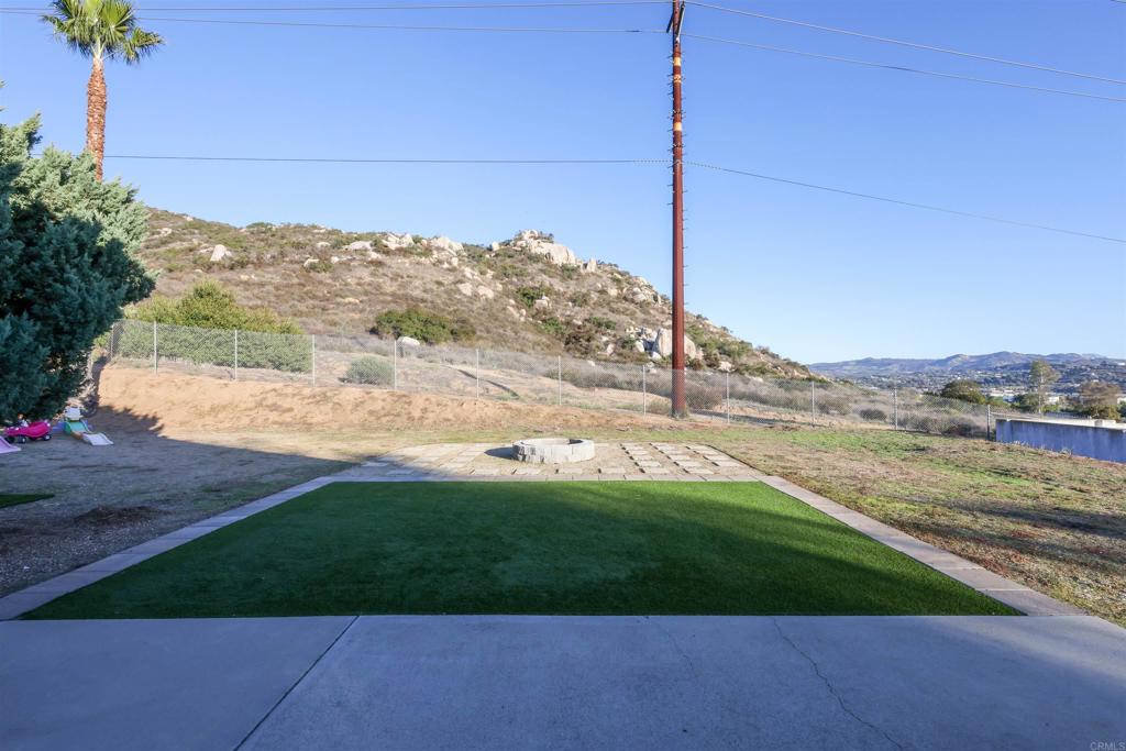 10381 Mountain View Lane