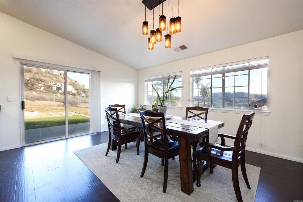 10381 Mountain View Lane