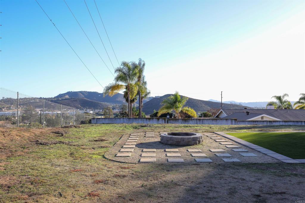 10381 Mountain View Lane