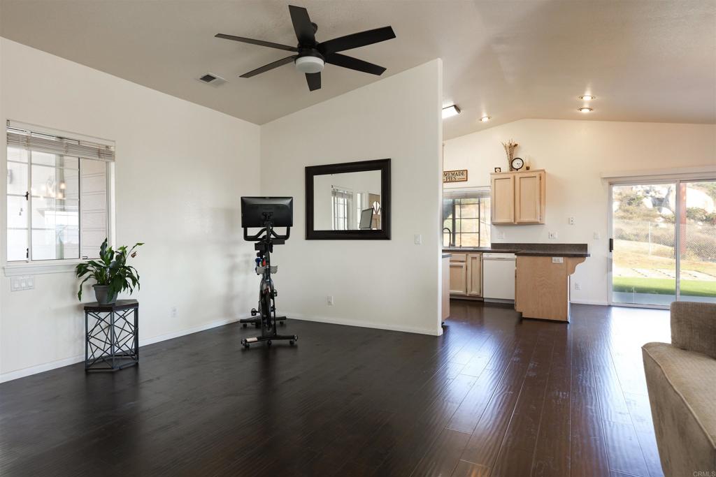 10381 Mountain View Lane