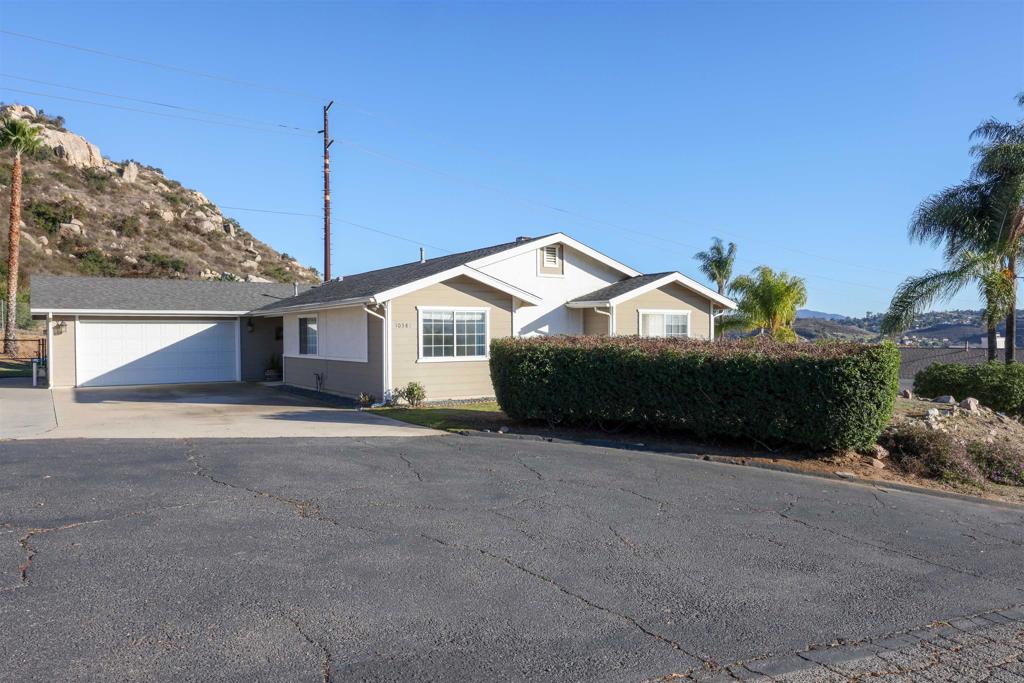 10381 Mountain View Lane